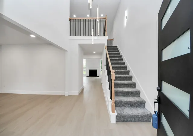 Photo 2 of Single family home for sale at 8919 Crazy Horse Trl, Houston, TX 77064 | MLS# 29903373 | Listing updated on 2026-09-19