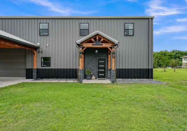 Photo 3 of Single family home for sale at 12304 Maggie Ln, Willis, TX 77318 | MLS# 19650055 | Listing updated on 2026-09-25