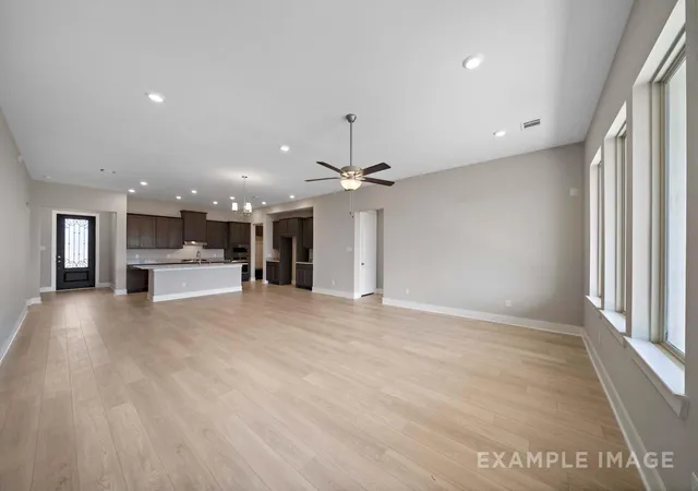 Photo 4 of Single family home for sale at 13609 Fairway Arbor Dr, Texas City, TX 77510 | MLS# 20550181 | Listing updated on 2026-09-04