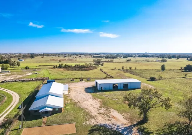 Photo 1 of Land for sale at 807 Fm 489, Buffalo, TX 75831 | MLS# 52762517 | Listing updated on 2026-06-02