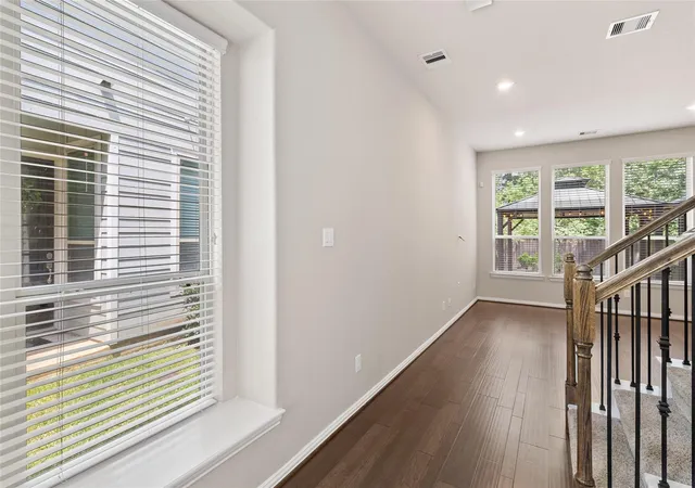 4th image of 134 Moon Dance Ct, Conroe, TX 77304 | MLS# 29672402