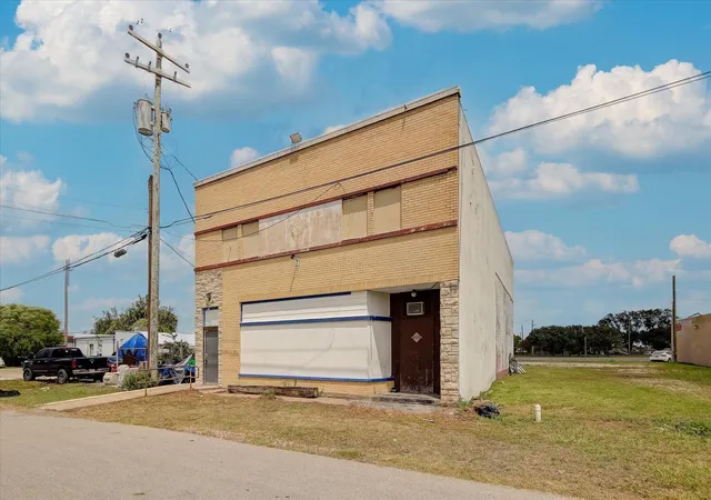 Homes for sale in La Marque, TX | 358 Demolay St, La Marque, TX 77568 | MLS# 98244711