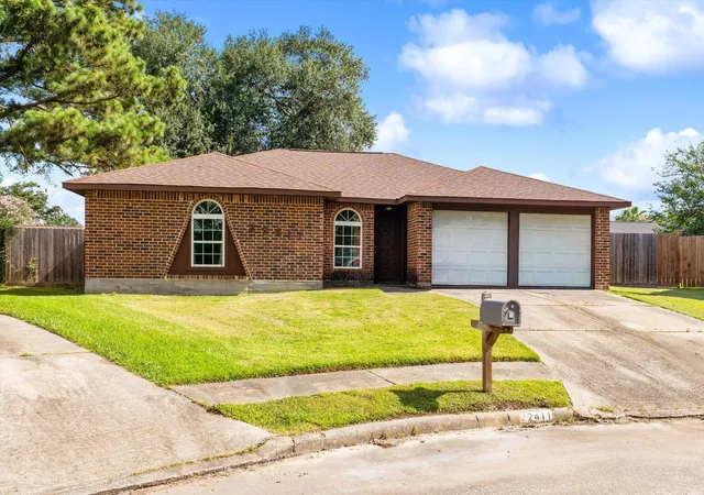 2nd image of 22411 Ivygate Dr, Spring, TX 77373 | MLS# 25790134