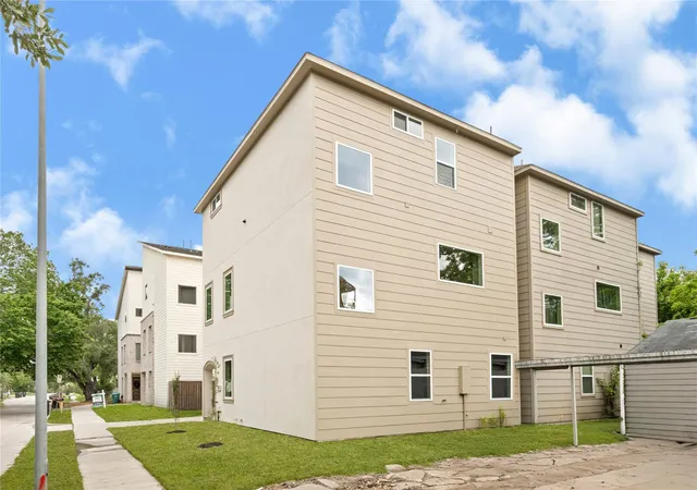 Homes for sale in Houston, TX | 3335 Kilgore St, Houston, TX 77021 | MLS# 87391730