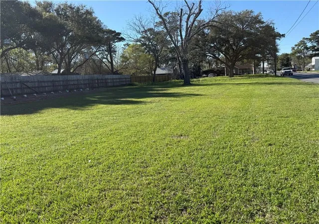 Photo 2 of Land for sale at 505 S Wells St, Edna, TX 77957 | MLS# 51636839 | Listing updated on 2026-08-28