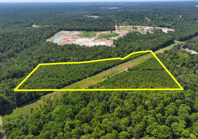Photo 1 of Land for sale at 0 Johnson Rd, Huntsville, TX 77320 | MLS# 41111622 | Listing updated on 2026-08-31