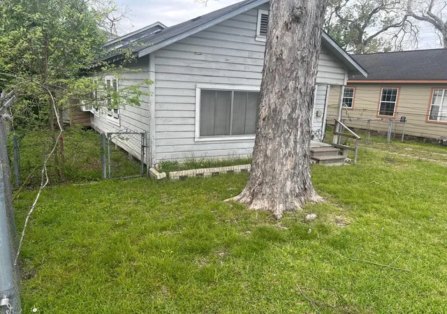 image of 1511 Weiss St, Houston, TX 77009 | MLS# 61079007