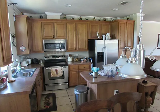 5th image of 5228 Fuqua Gardens View, Houston, TX 77045 | MLS# 83432900