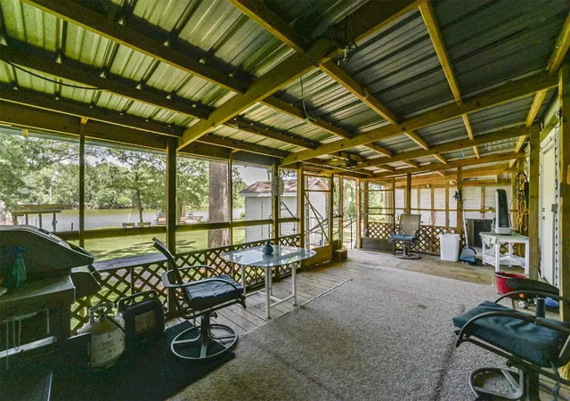 4th image of 1440 Lakeside Dr, Huntsville, TX 77320 | MLS# 11605734
