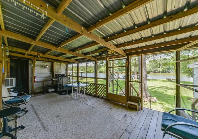 5th image of 1440 Lakeside Dr, Huntsville, TX 77320 | MLS# 11605734