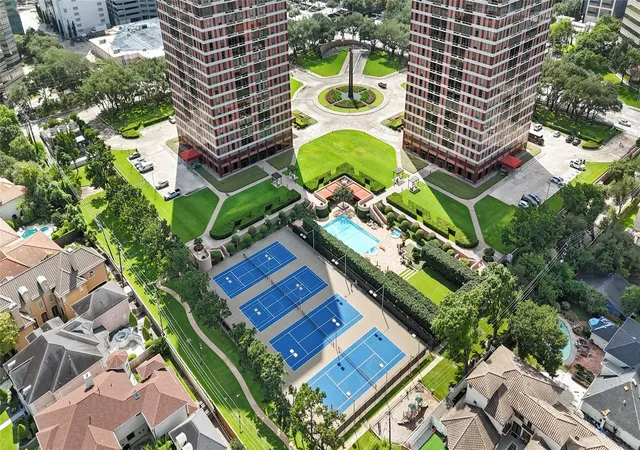 2nd image of 5110 San Felipe, Houston, TX 77056