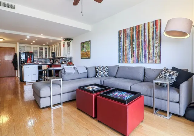 5th image of 5110 San Felipe #151W, Houston, TX 77056 | MLS# 74582672