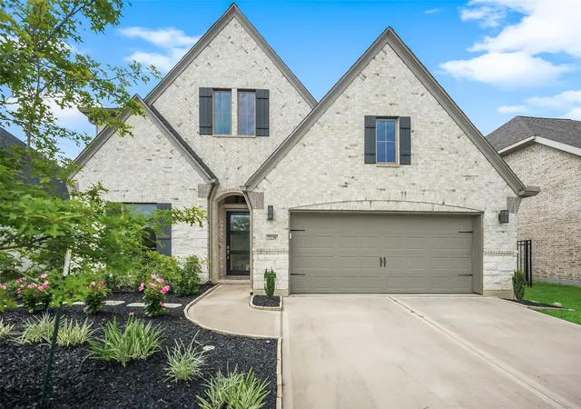 Photo 3 of Single family home for sale at 7239 Stillmeadow Grv Dr, Magnolia, TX 77354 | MLS# 73042248 | Listing updated on 2026-09-18