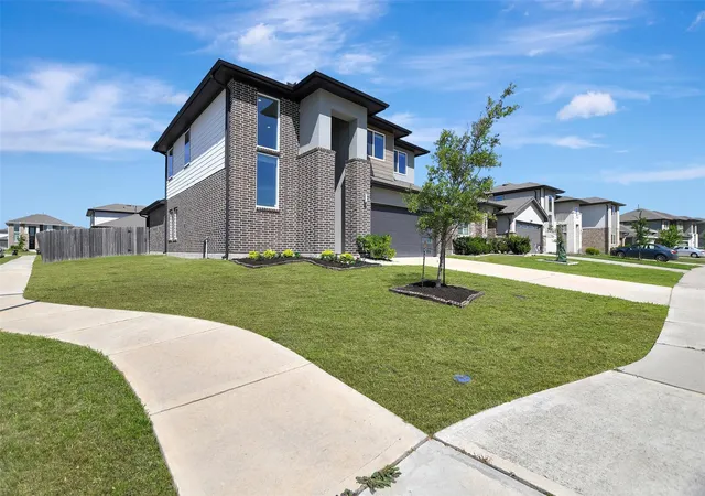 Homes for sale in Richmond, TX | 7538 Victoria Brook Tr, Richmond, TX 77407 | MLS# 62512610