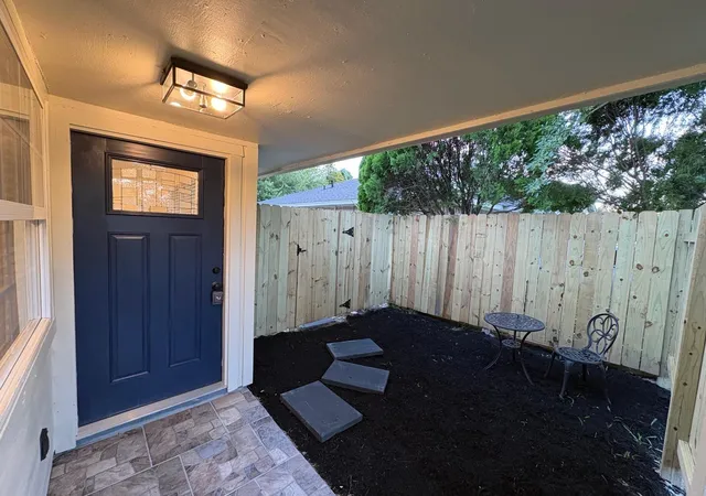 2nd image of 18147 Dinner Creek Dr, Katy, TX 77449 | MLS# 43297515