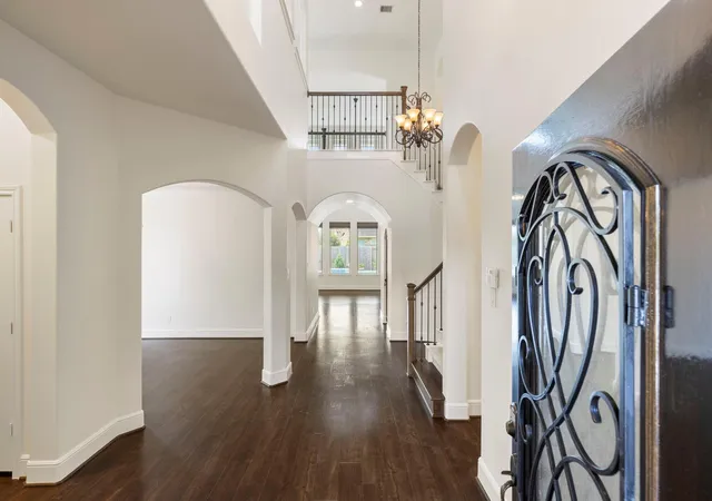 4th image of 11210 Spoke Hollow Creek Ln, Cypress, TX 77433 | MLS# 3668366