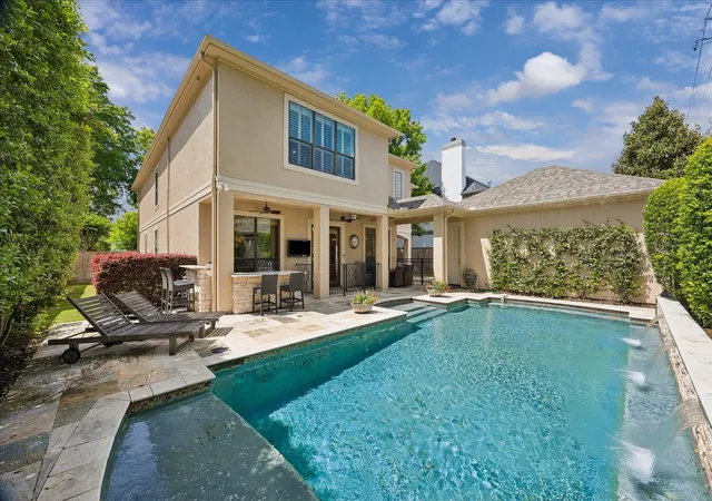 3rd image of 802 Anderson St, Bellaire, TX 77401 | MLS# 89913345