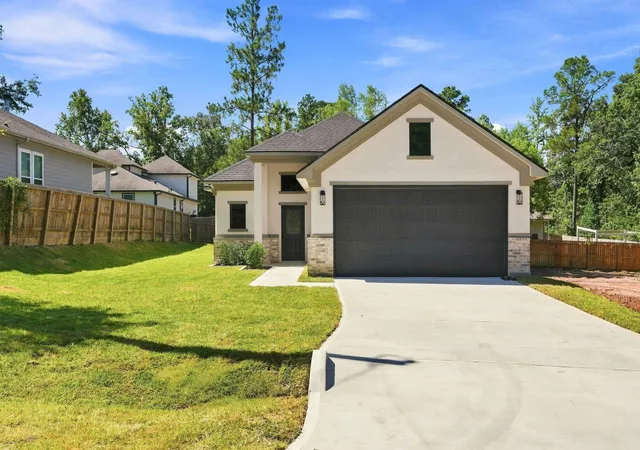 1st image of 3020 Apache St, Willis, TX 77378 | MLS# 37059992