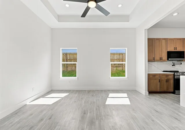 5th image of 3020 Apache St, Willis, TX 77378 | MLS# 37059992