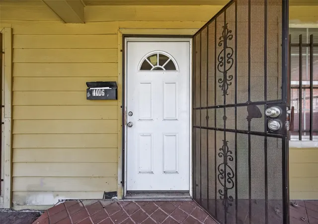 4th image of 4016 Woodleigh St, Houston, TX 77023 | MLS# 80676800