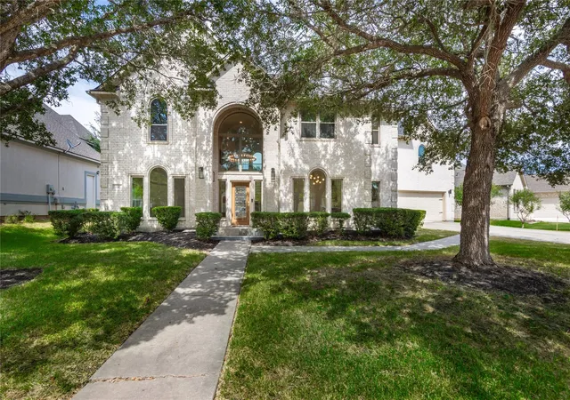 1st image of 686 Edgewood Dr, Montgomery, TX 77356 | MLS# 22357369