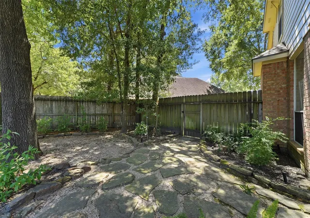 36th image of 2426 Mills Creek Dr, Kingwood, TX 77339 | MLS# 60311513