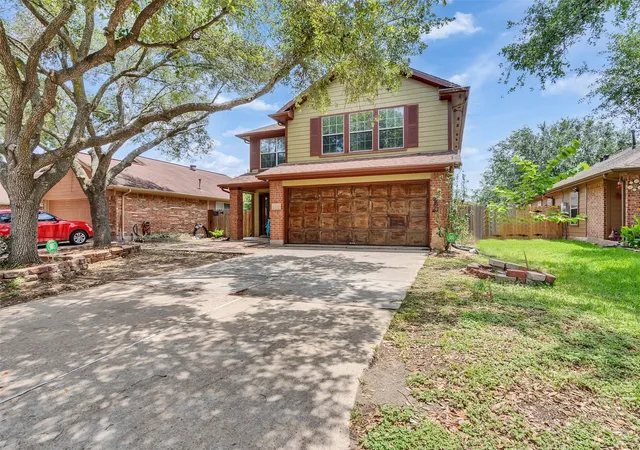 2nd image of 13119 Lindenloch Ln, Houston, TX 77085 | MLS# 60916464