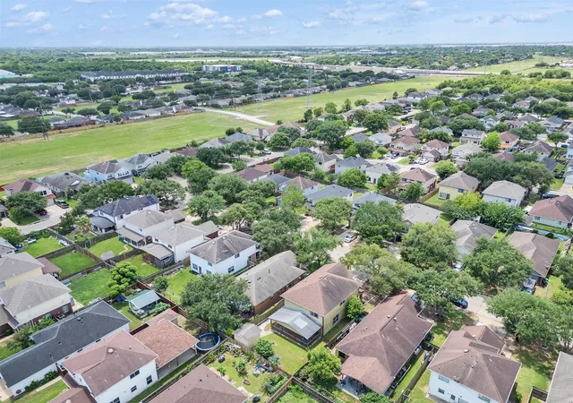 34th image of 13119 Lindenloch Ln, Houston, TX 77085 | MLS# 60916464