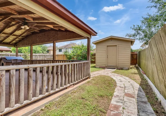 3rd image of 13119 Lindenloch Ln, Houston, TX 77085 | MLS# 60916464