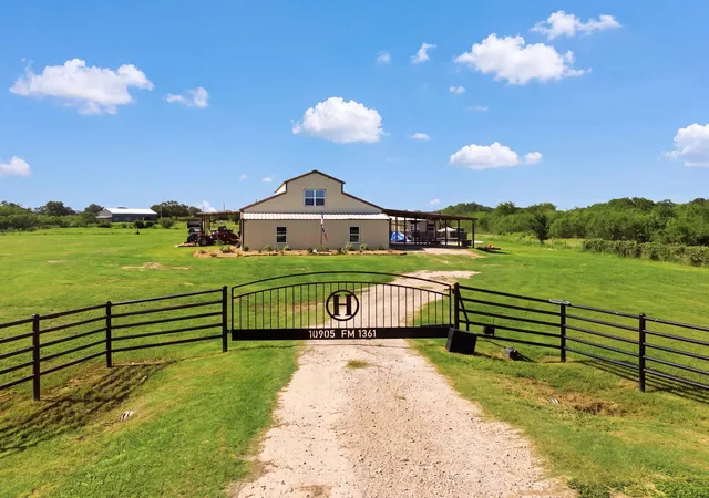 2nd image of 10905 Fm 1361, Somerville, TX 77879 | MLS# 56414583
