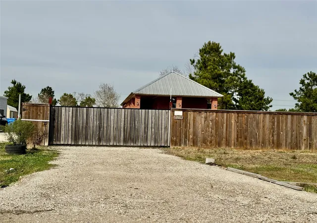 Photo 1 of Single family home for sale at 1839 Road 5502, Cleveland, TX 77327 | MLS# 21835127 | Listing updated on 2026-08-07