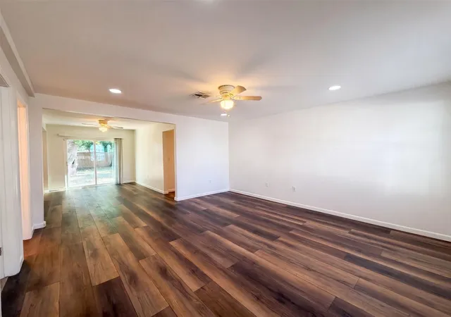 3rd image of 3537 Rebecca St, Houston, TX 77021 | MLS# 97204370