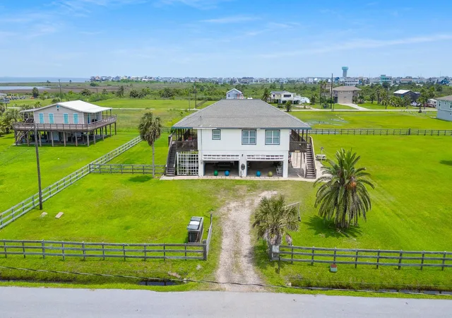 Photo 1 of Single family home for sale at 3919 2nd Street, Galveston, TX 77554 | MLS# 3157558 | Listing updated on 2026-07-31