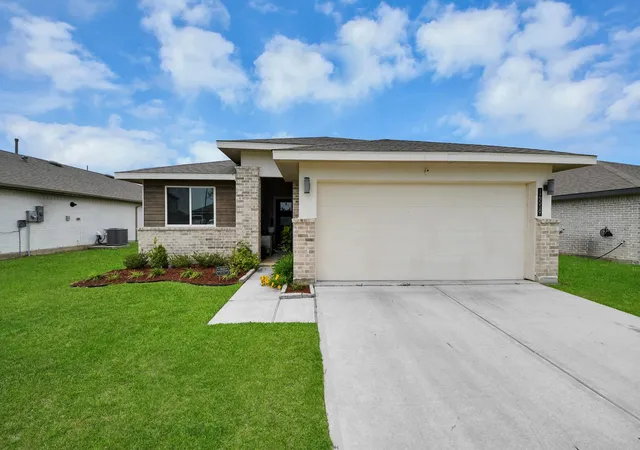 19th image of 14519 Rain Tree Dr, Baytown, TX 77523 | MLS# 53380499