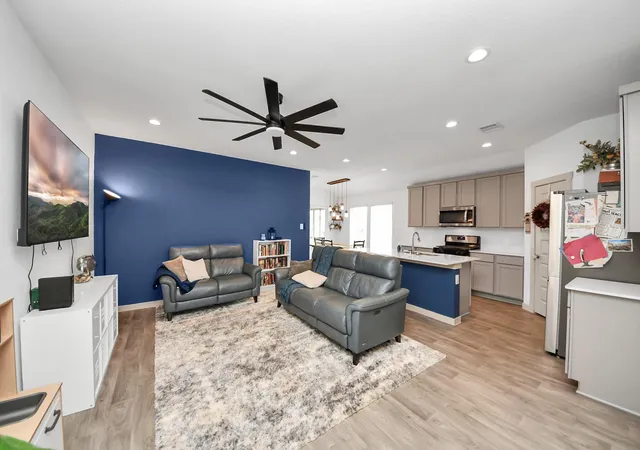 2nd image of 14519 Rain Tree Dr, Baytown, TX 77523 | MLS# 53380499