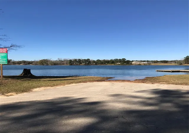 Photo 3 of Sale Pending at 10546 Royal Andrews, Conroe, TX 77303 | MLS# 35939886 | Listing updated on 2026-07-10