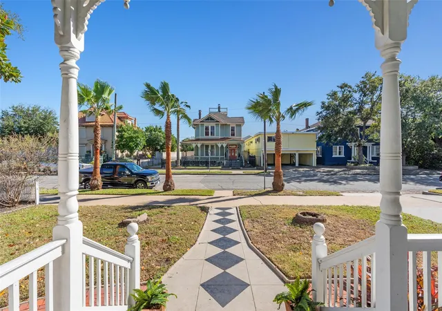 Photo 3 of Single family home for sale at 3412 Avenue O, Galveston, TX 77550 | MLS# 84637156 | Listing updated on 2026-09-12