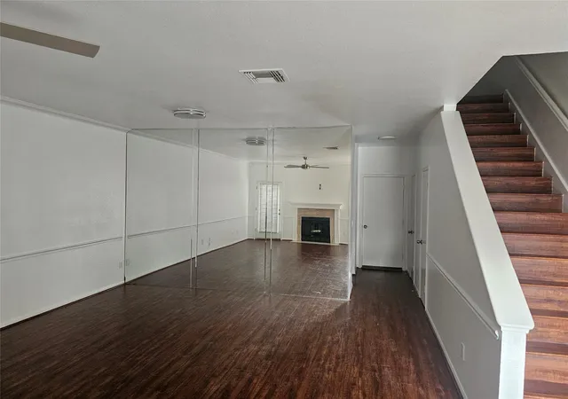 4th image of 6000 Reims Rd #2003, Houston, TX 77036 | MLS# 8928180