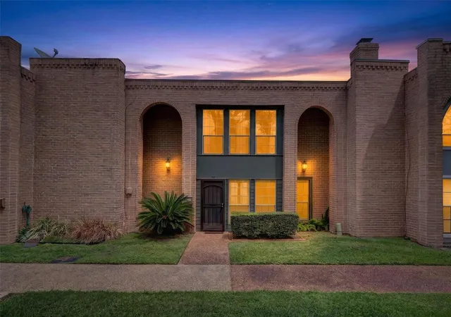 Homes for sale in Houston, TX | 9409 Bassoon Dr, Houston, TX 77025 | MLS# 89574952