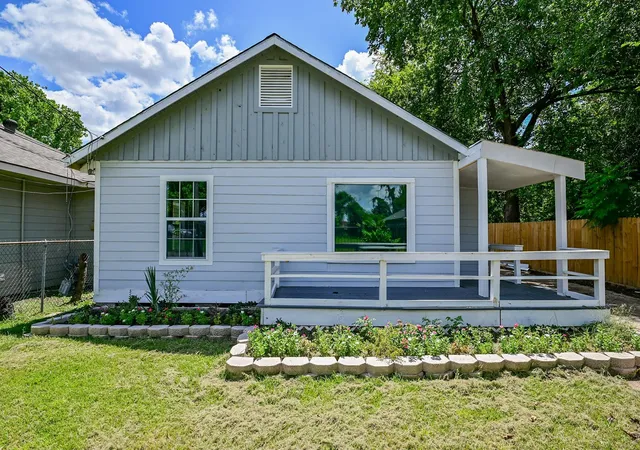 Photo 3 of Single family home for sale at 4714 Nichols St, Houston, TX 77020 | MLS# 79572989 | Listing updated on 2026-08-24