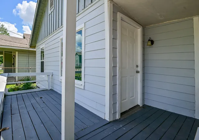 Photo 4 of Single family home for sale at 4714 Nichols St, Houston, TX 77020 | MLS# 79572989 | Listing updated on 2026-08-24