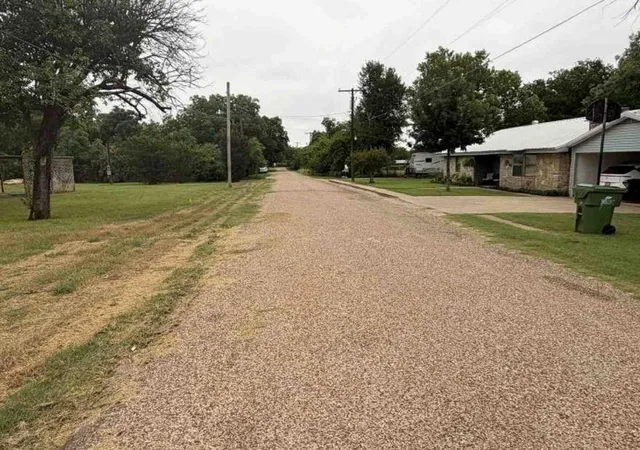 15th image of 201 E Meadow St, Iredell, TX 76649 | MLS# 86290929