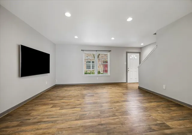 3rd image of 515 Tallowood Rd #56, Houston, TX 77024 | MLS# 91688150