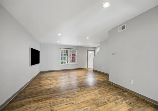 4th image of 515 Tallowood Rd #56, Houston, TX 77024 | MLS# 91688150