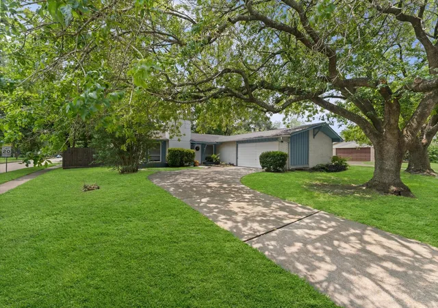 Homes for sale in Houston, TX | 8103 Mobud Dr, Houston, TX 77036 | MLS# 64368093