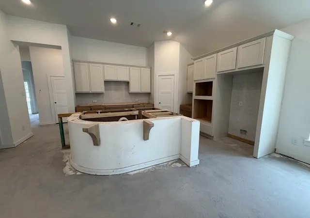 Photo 2 of Single family home for sale at 13051 Wandering Ridge Ln, Conroe, TX 77302 | MLS# 85257072 | Listing updated on 2026-09-18