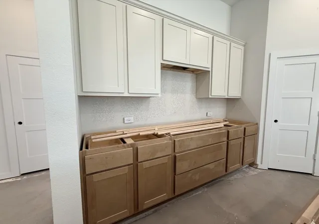 Photo 3 of Single family home for sale at 13051 Wandering Ridge Ln, Conroe, TX 77302 | MLS# 85257072 | Listing updated on 2026-09-19
