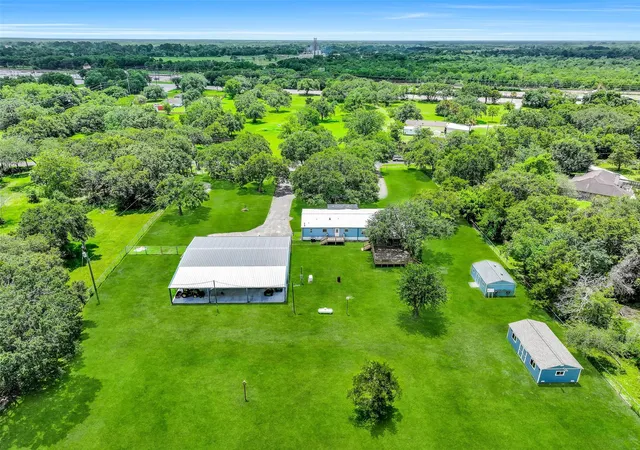 Photo 1 of Single family home for sale at 18424 Avenue A, Alvin, TX 77511 | MLS# 34281476 | Listing updated on 2026-09-18