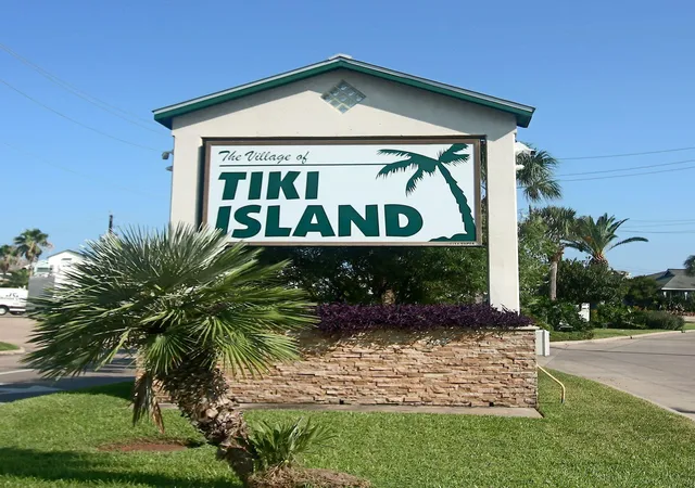 31st image of 238 Bamaku Bnd, Galveston, TX 77554 | MLS# 84344769