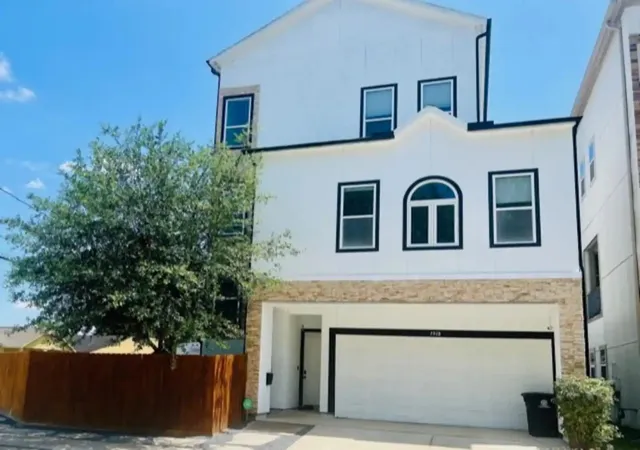 2nd image of 1518 Tarley St, Houston, TX 77009 | MLS# 55965129